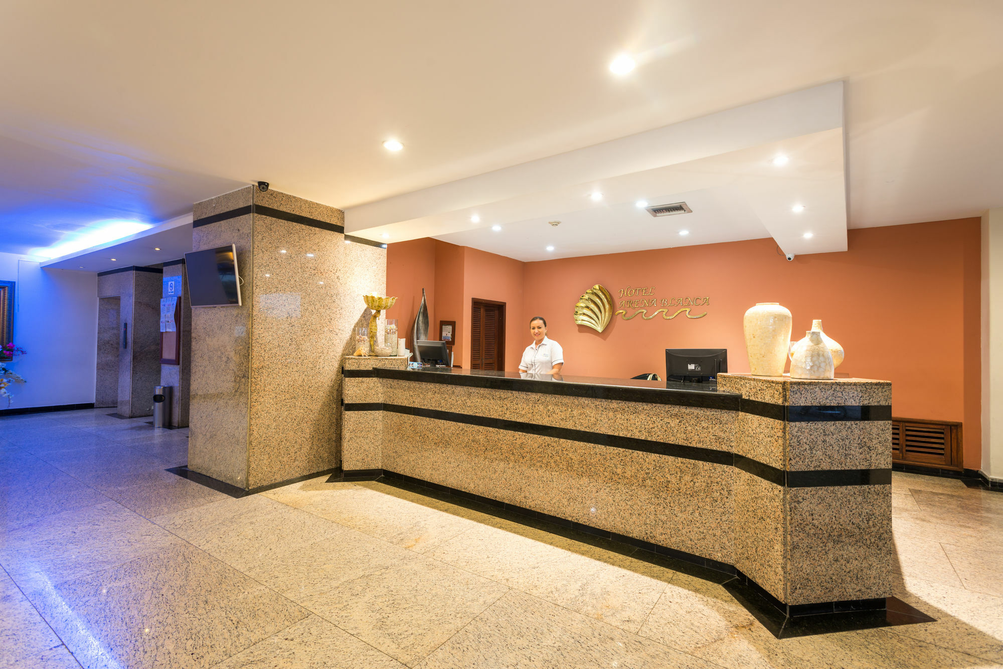 Hotel Arena Blanca By Dorado ซานอันเดรส ภายนอก รูปภาพ